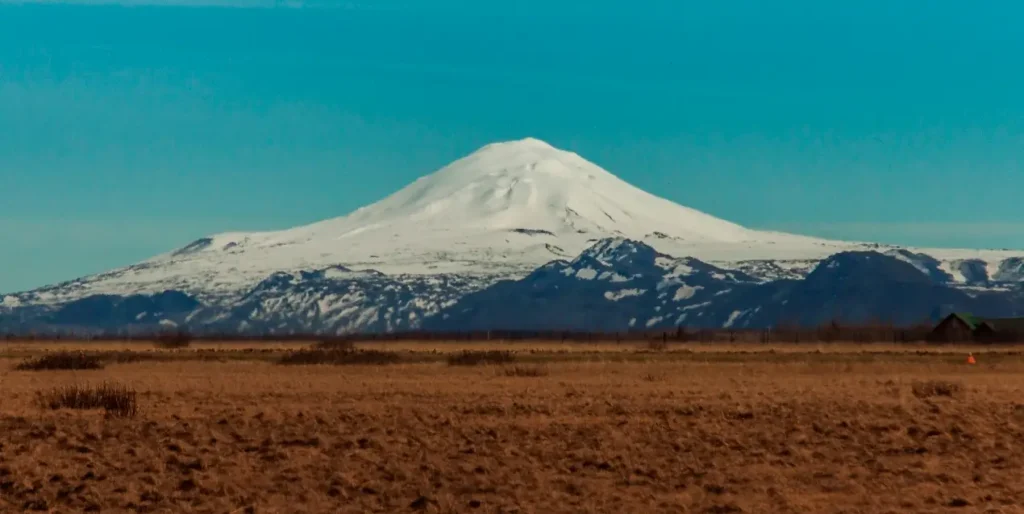 vista panoramica del vulcano Hekla, Islanda sud occidentale
