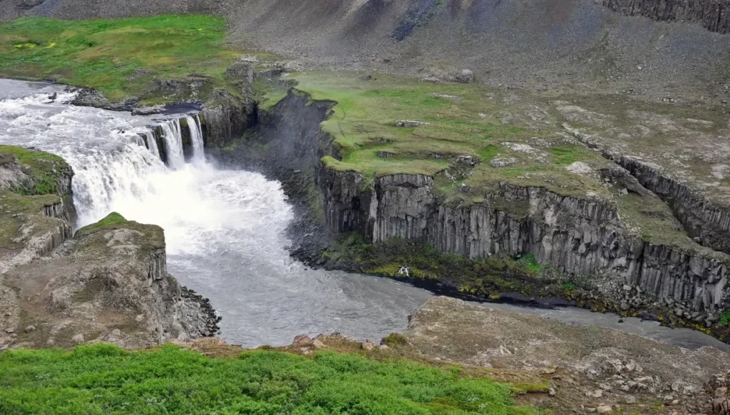 la cascata Hafragilsfoss