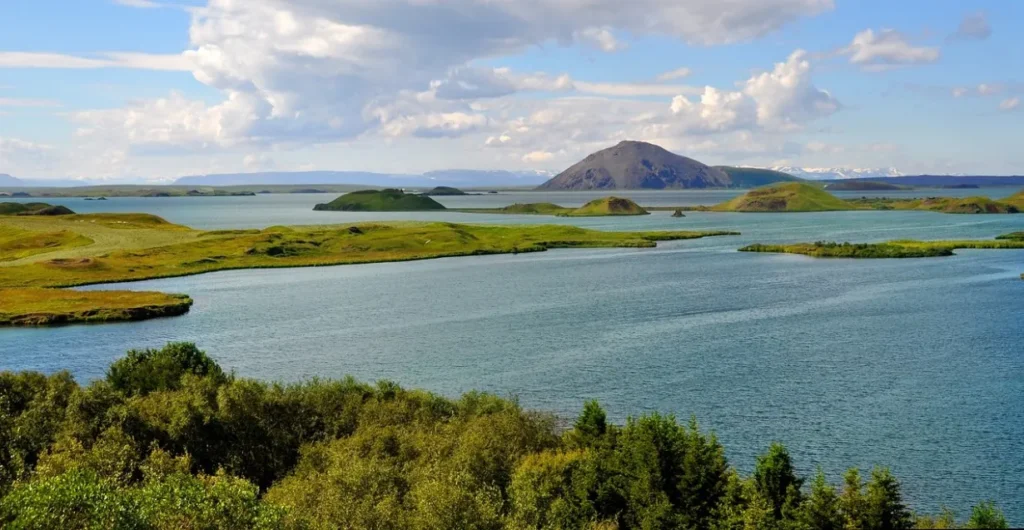 il lago Myvatn nell'Islanda nord orientale