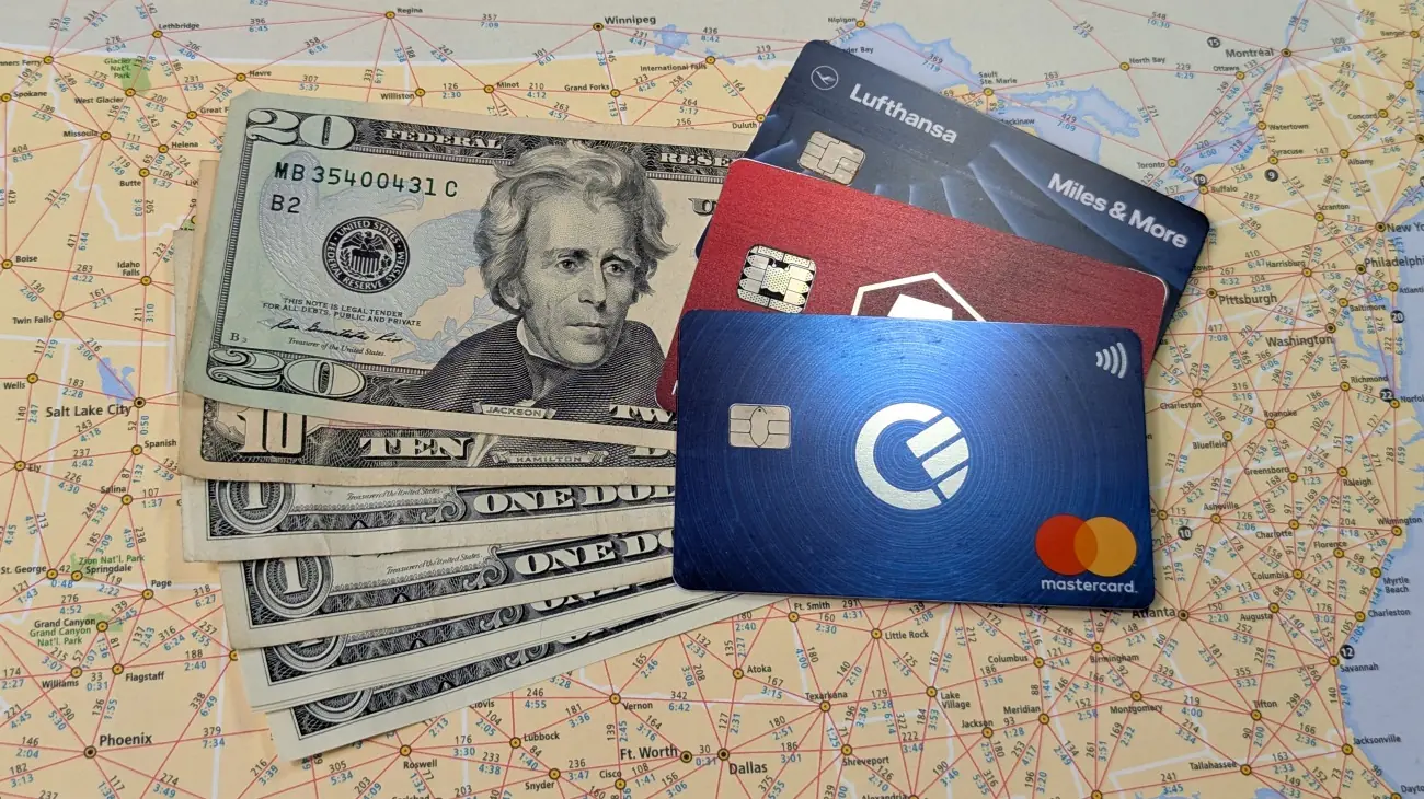 dollari e carte di credito