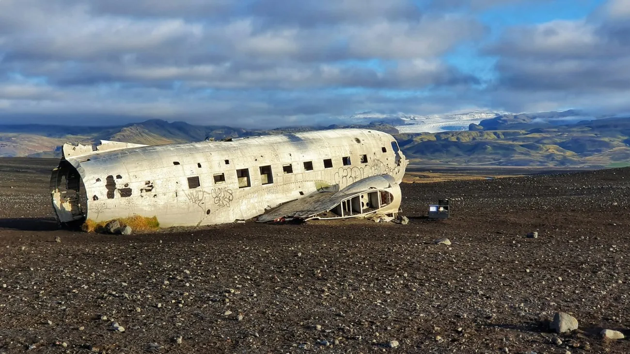 relitto aereo DC-3 abbandonato in Islanda