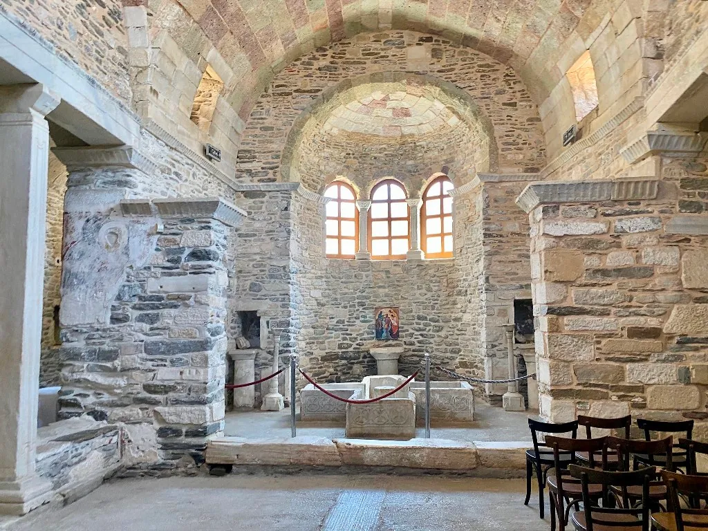 cappella laterale della cattedrale Panagia Ekatontapiliani a Paros